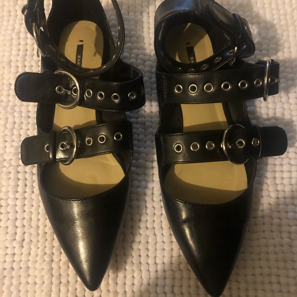 Zara Flats